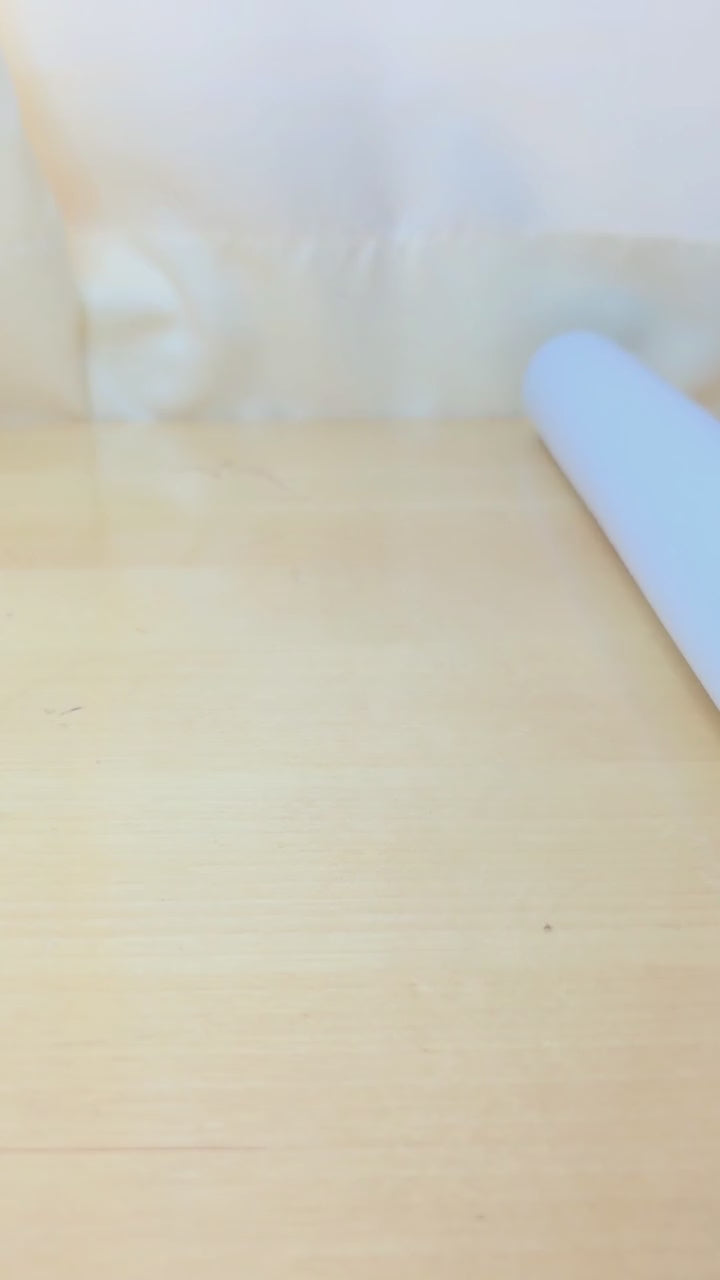 Load video: Newborn Baby Dry Sheet Reusable and Waterproof Baby Bed Protector, Anti-Piling Fleece Extra Absorbent Instant Dry Baby Mat Combo